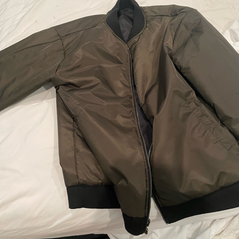 Reversible bomber jacket - Picture 3 of 4